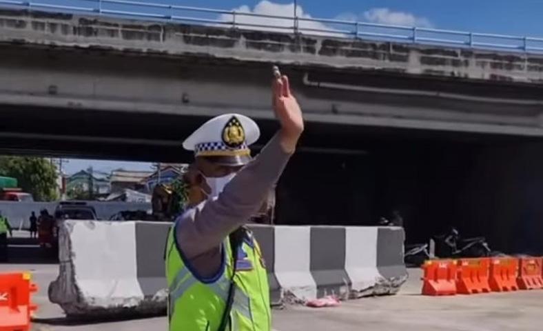 Arus Lalu Lintas di Atas-Bawah Jembatan Tol Kaligawe Semarang Ditutup hingga Desember