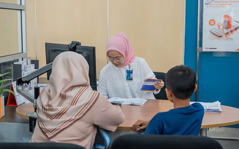Program CSR Bank Tour, BNI Sekuritas Ajarkan 20 Siswa Literasi Keuangan  - Bagian 3
