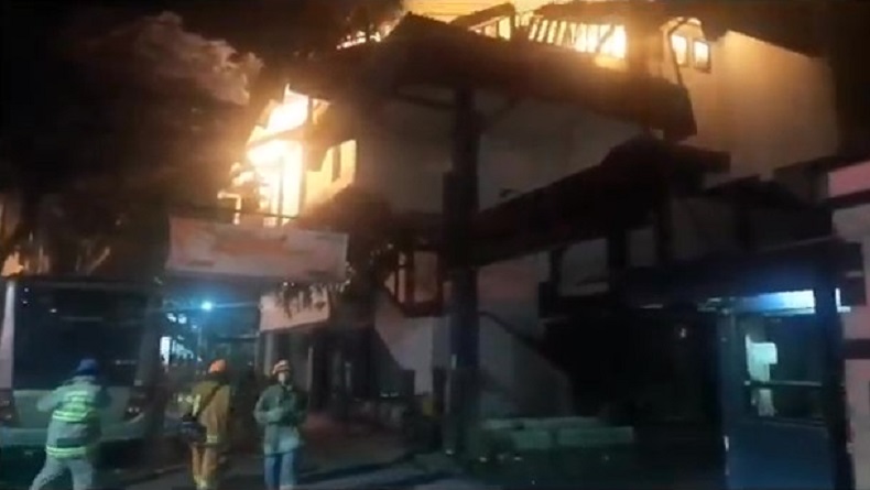 Gedung Pertunjukan Kesenian ISBI Bandung Terbakar, 10 Unit Armada Damkar Dikerahkan