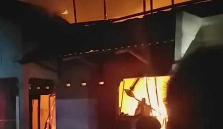 title Rumah Produksi Kerupuk di Pati Hangus Terbakar Rumah Produksi Kerupuk di Pati Hangus Terbakar