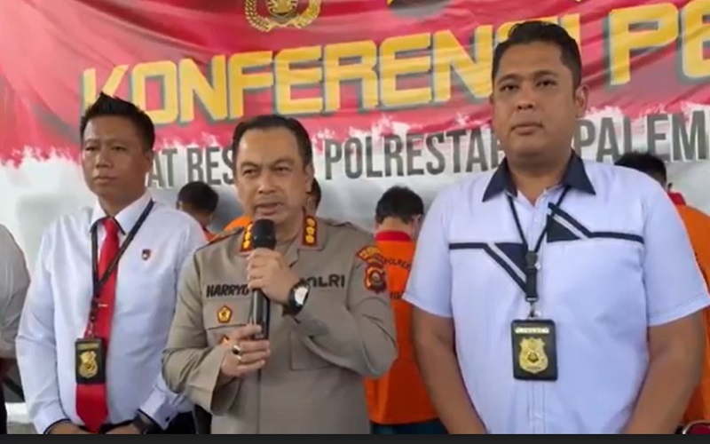 Polisi Bongkar Bisnis BBM Ilegal di Palembang, Operator SPBU hingga Pemodal Ditangkap 
