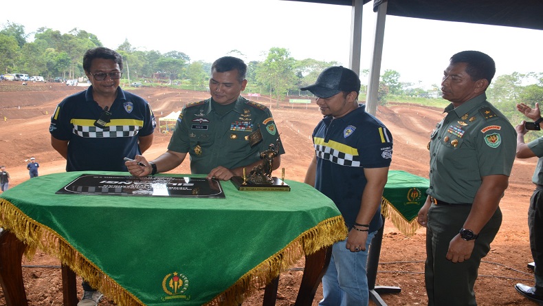 title Resmikan Sirkuit Siliwangi di Cimenyan Bandung, Pangdam: Cetak Bibit Unggul Atlet Otomotif Resmikan Sirkuit Siliwangi di Cimenyan Bandung, Pangdam: Cetak Bibit Unggul Atlet Otomotif