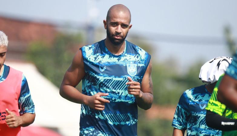  PSIS Semarang Rekrut Lucas Gama, Palang Pintu Tangguh Asal Brasil 