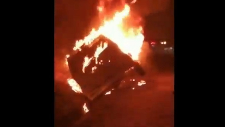 Minibus Terbakar di Jalinsum Bungo-Padang, 2 Penumpang Luka