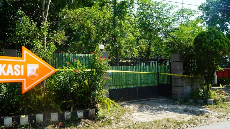 title Gandeng Polda Jabar, Polda Lampung Segel Rumah Penampungan PMI Ilegal di Bogor Gandeng Polda Jabar, Polda Lampung Segel Rumah Penampungan PMI Ilegal di Bogor