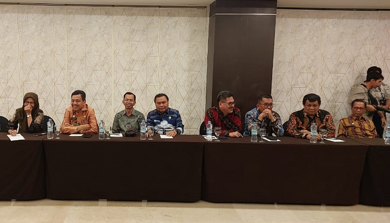 Wakili Bupati, Sekda Pasangkayu Hadiri RUPS Bank Sulselbar
