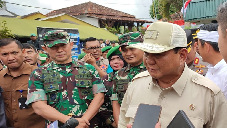 Menhan Prabowo: Prajurit TNI Harus Dekat dengan Polisi dan Rakyat demi Hankamrata