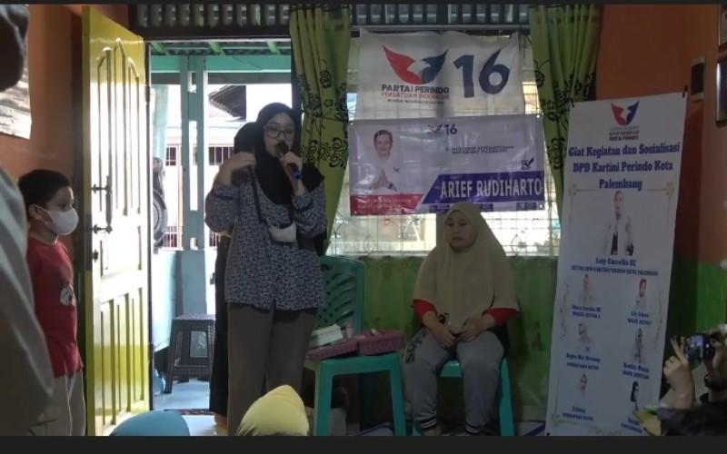 title Kolaborasi RPA Sumsel dan Kartini Perindo Palembang Buka Kelas Make Up Kolaborasi RPA Sumsel dan Kartini Perindo Palembang Buka Kelas Make Up