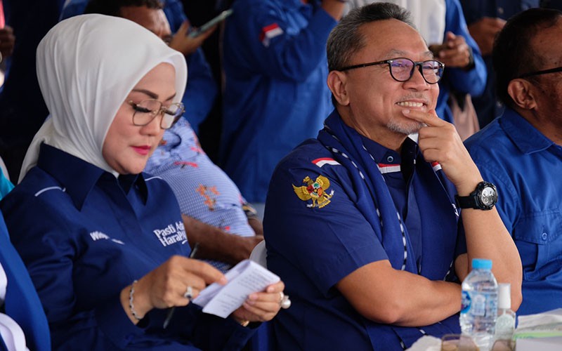 Hadiri Deklarasi Widya Pratiwi untuk Caleg DPR RI dari PAN, Ini Pesan Zulhas - Bagian 2