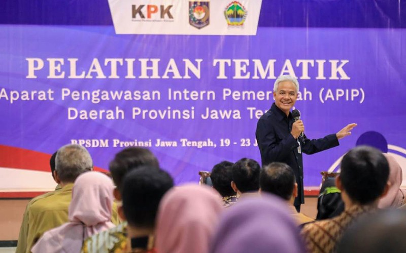 Ganjar Pranowo Kumpulkan Aparat Pengawasan Intern Pemerintah se-Jateng - Bagian 2