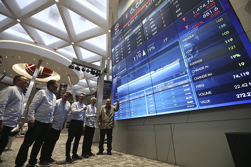 Resmi Melantai di BEI, VKTR Jadi Perusahaan EV Heavy Mobility Publik Pertama di Indonesia - Bagian 2