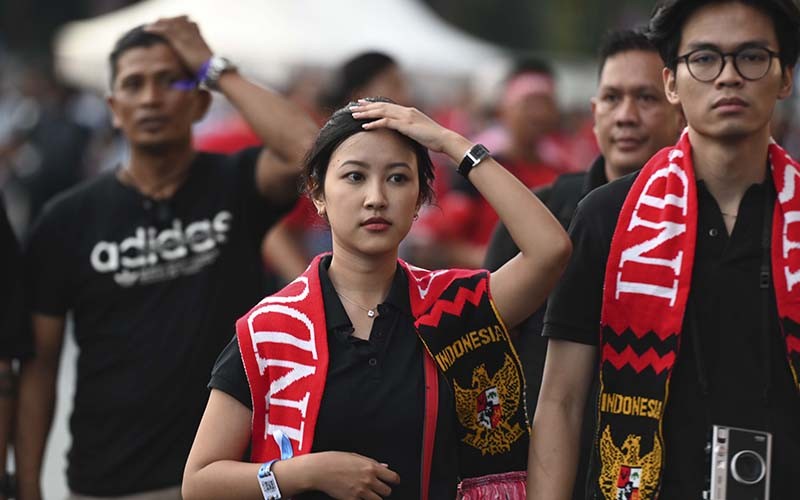 Foto-Foto Suporter Cantik Timnas Indonesia Berdatangan ke Stadion GBK - Bagian 3