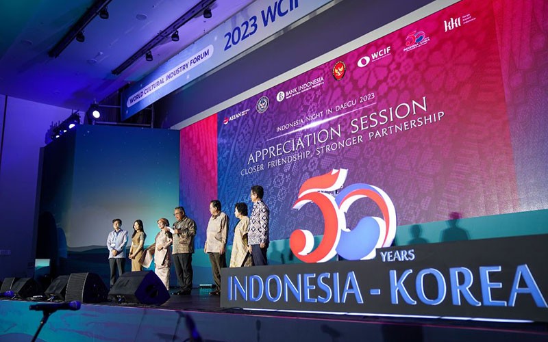 Angela Tanoesoedibjo Promosi Kain Songket Sumsel Lambang Cinta dan Kasih Sayang - Bagian 2