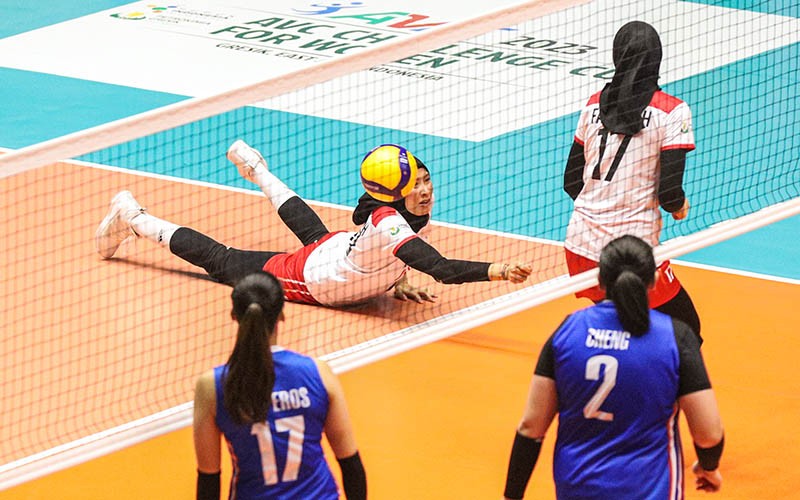 Selebrasi Atlet Voli Putri Indonesia Kalahkan Filipina 3-0 - Bagian 4