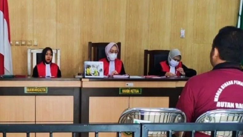 Tipu Banyak Wanita Demi Uang, Dokter Gadungan asal Bekasi Divonis 4 Tahun Penjara