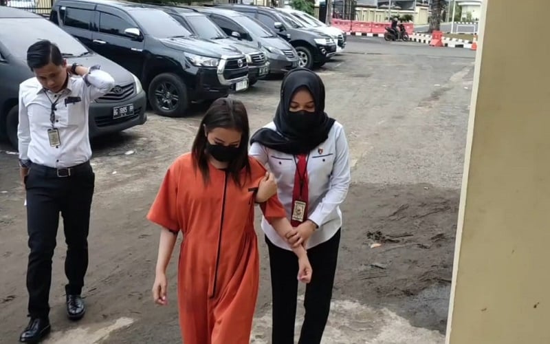 title Janda Cantik Jual Diri dan Anak Putus Sekolah Ditangkap Polisi Janda Cantik Jual Diri dan Anak Putus Sekolah Ditangkap Polisi