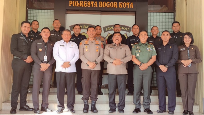 11 Serdik Sespimmen Polri Dikreg ke-63 Timba Ilmu di Polres Bogor Kota