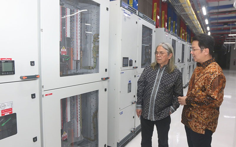 Ini Kampus Pusat Data H2 dengan Tenaga Surya Pertama di Indonesia - Bagian 1