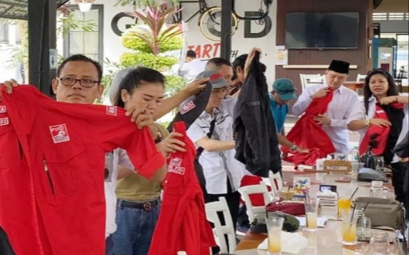 title Keluar dari PSI, Bacaleg Ini Bakal Bergabung ke Partai Perindo Keluar dari PSI, Bacaleg Ini Bakal Bergabung ke Partai Perindo