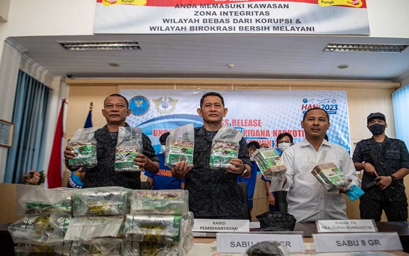 2 Warga Palembang Bawa 20 Kg Sabu Ditangkap saat Melintas di Jalintim