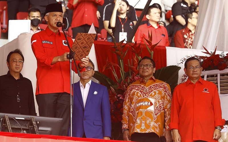 Momen Ganjar Pranowo Bacakan Dedication of Life Bung Karno - Bagian 2