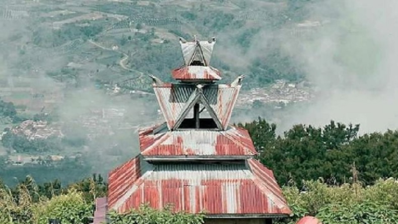 7 Bukit yang Ada di Sumatera Utara, Nomor 5 Konon Bisa Bikin Lupa Mantan Pacar