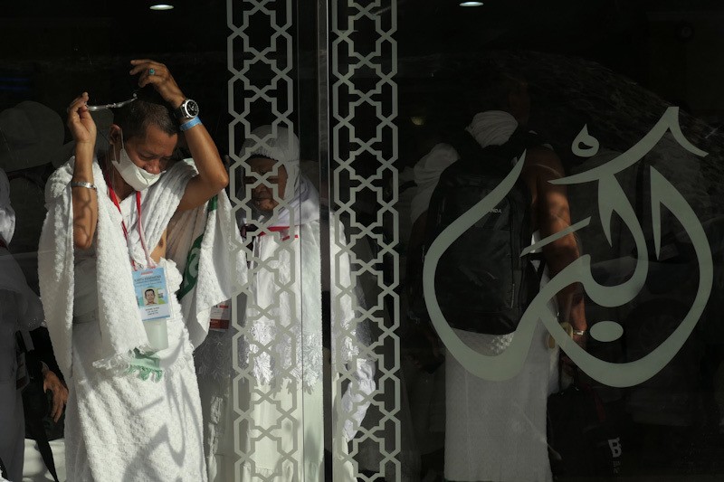 Jemaah Calon Haji Mulai Berangkat ke Arafah - Bagian 1