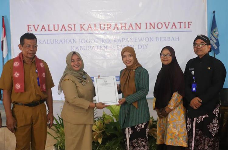 title Bupati Sleman Kustini Minta Inovasi Layanan Kalurahan Harus Sejahterakan Rakyat Bupati Sleman Kustini Minta Inovasi Layanan Kalurahan Harus Sejahterakan Rakyat