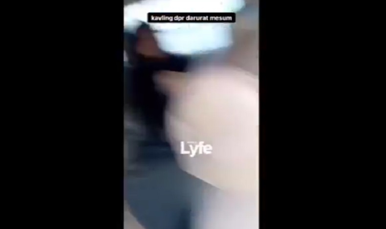 Viral Pasangan Remaja di Sidoarjo Dipergoki Warga Mesum dalam Mobil