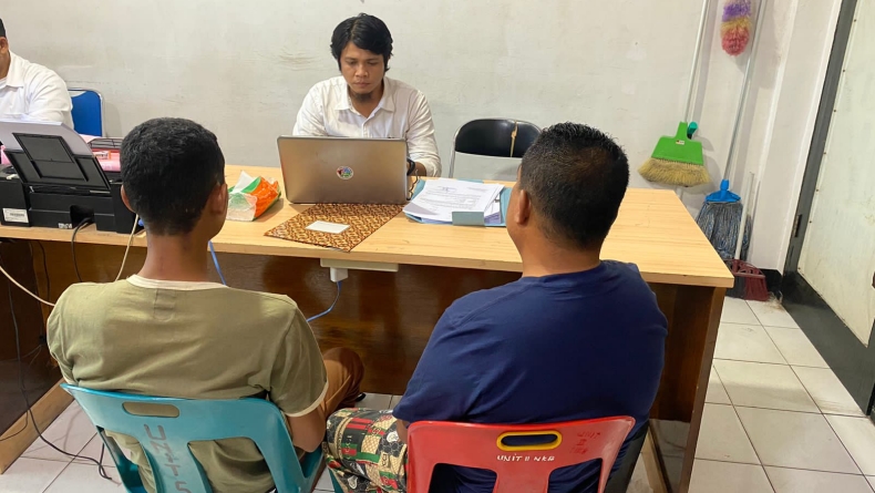 title Kirim Ganja Lewat Ekspedisi, 2 Pengedar Narkoba Jaringan Aceh-Jakarta Diciduk Polisi Kirim Ganja Lewat Ekspedisi, 2 Pengedar Narkoba Jaringan Aceh-Jakarta Diciduk Polisi