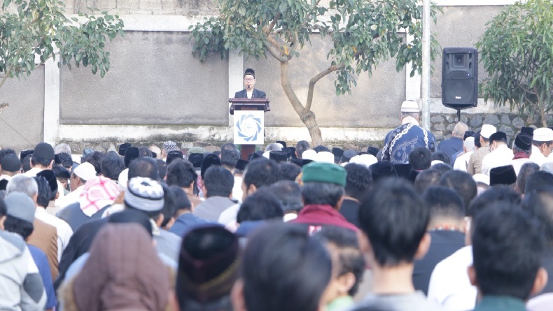 Salat Idul Adha di Bandung, Khatib Berpesan Pentingnya Kecerdasan Spiritual dan Ikhsani