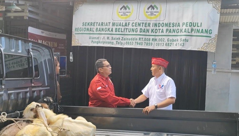 Terima Hewan Kurban dari DPW Partai Perindo Babel, Warga: Ini Surprise Bagi Kami