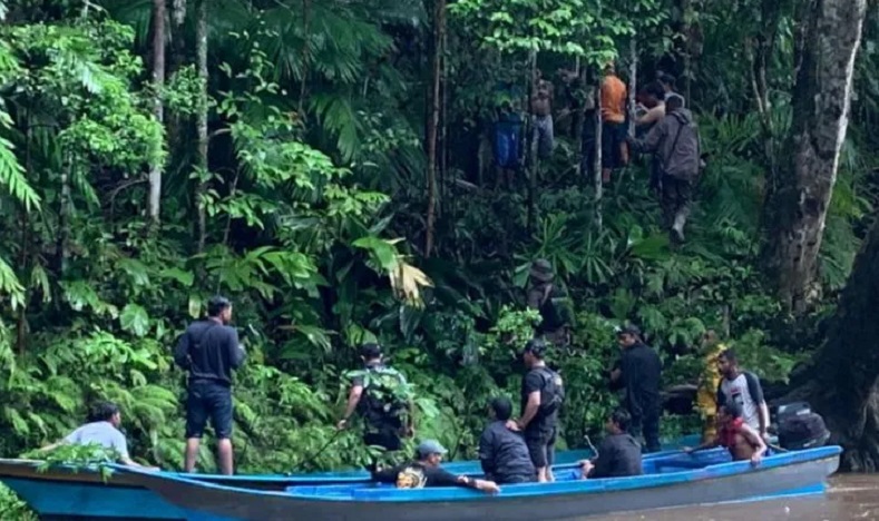 title Buru OTK Pemanah Petani di Halmahera Tengah, TNI-Polri Sisir Hutan Buru OTK Pemanah Petani di Halmahera Tengah, TNI-Polri Sisir Hutan