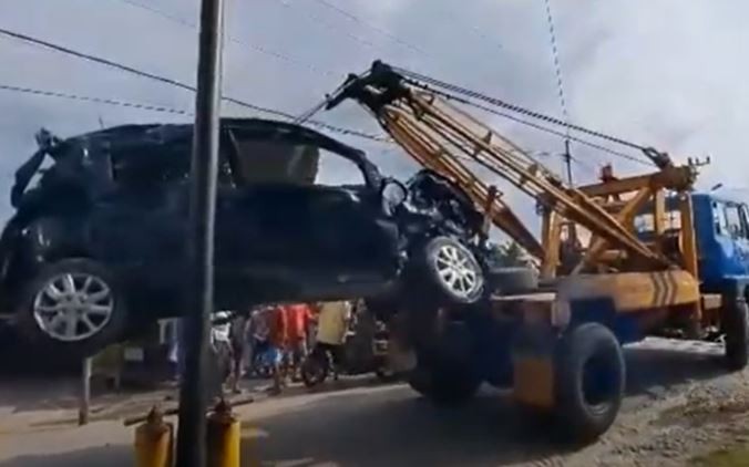 Kronologi Kecelakaan Brio Hancur Tertabrak KA Siantar Expres di Tebingtinggi