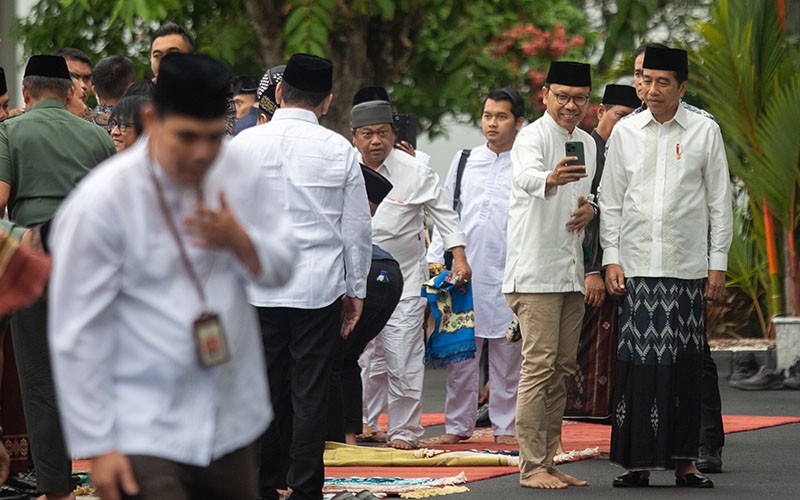 Presiden Jokowi bersama Ribuan Warga Sholat Idul Adha 1444 H di Istana Yogyakarta - Bagian 2