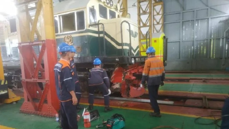 Tabrak Minibus di Banyuwangi, KA Sritanjung Terlambat Tiba di Jogja