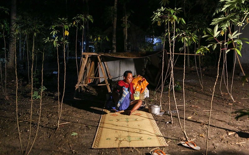 Gempa Susulan Beberapa Kali Mengguncang, Warga Gunungkidul Belum Berani Masuk Rumah - Bagian 2