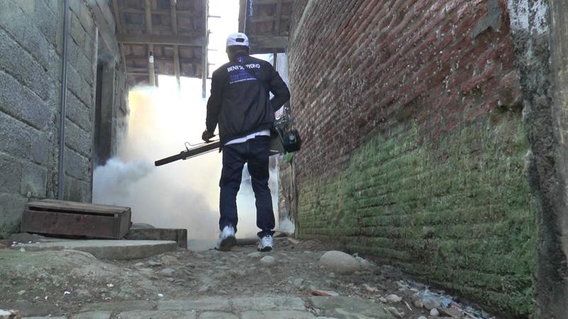  Partai Perindo Fogging di Permukiman Nelayan Bandengan Kendal