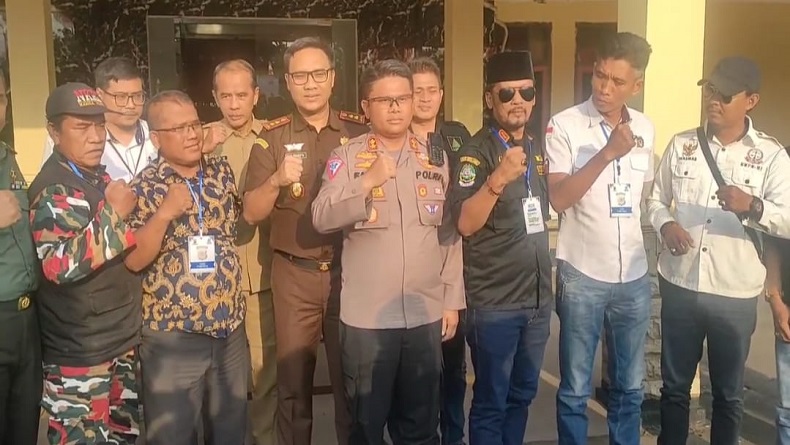 Perwakilan F-Soda Datangi Polres Indramayu, Tuntut Polri Tahan Panji Gumilang