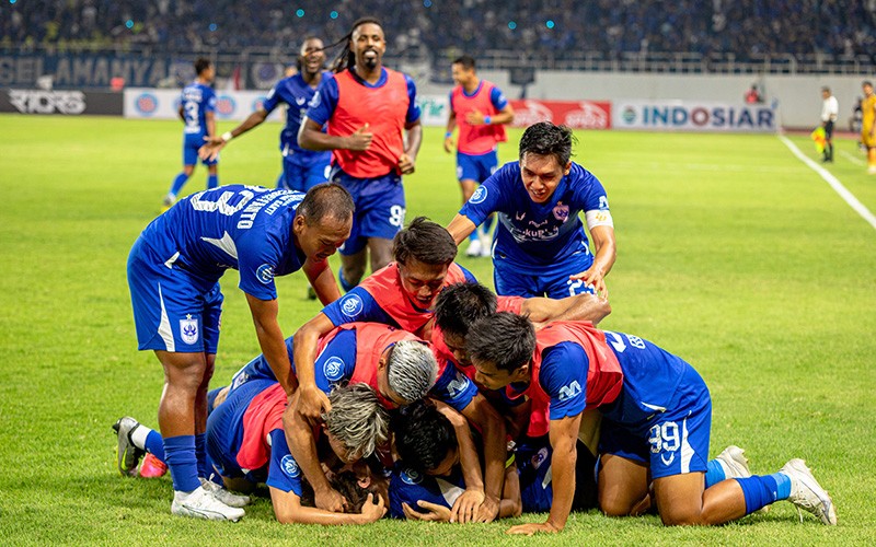 Selebrasi Pemain PSIS Semarang Kalahkan Bhayangkara Presisi Indonesia 3-1 - Bagian 1