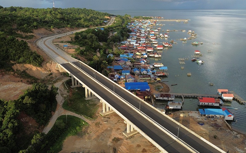 Jalan Mulus Sepanjang Pesisir Kota Kendari Tingkatkan Perekonomian Masyarakat - Bagian 2