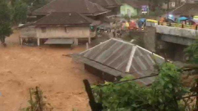 Satu Keluarga di OKU Selatan Hilang Terserat Banjir Bandang, 1 Tewas 2 Hilang
