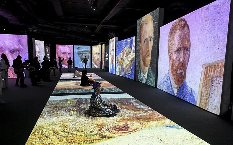 Melihat Pameran Lukisan Karya Pelukis Legendaris Vincent Van Gogh - Bagian 1