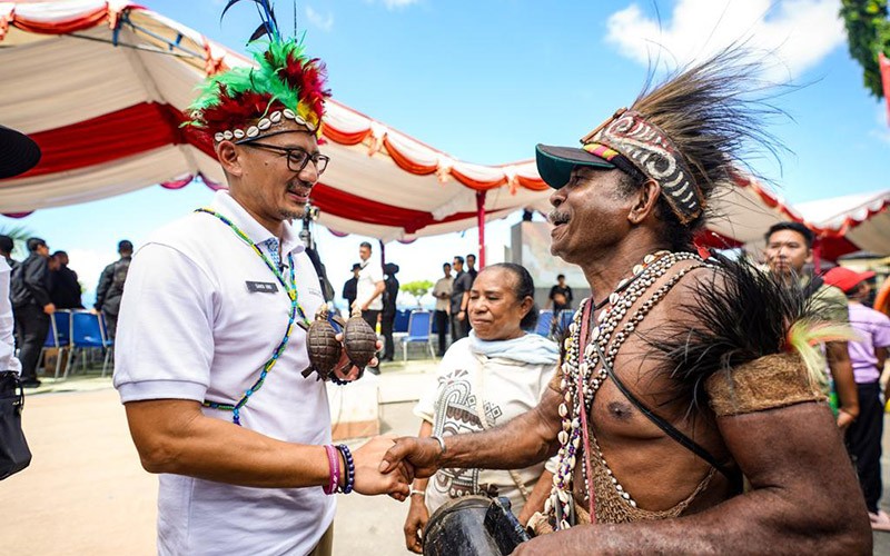 Sandiaga Uno Tinjau Persiapan Papua Street Carnival 2023 - Bagian 1