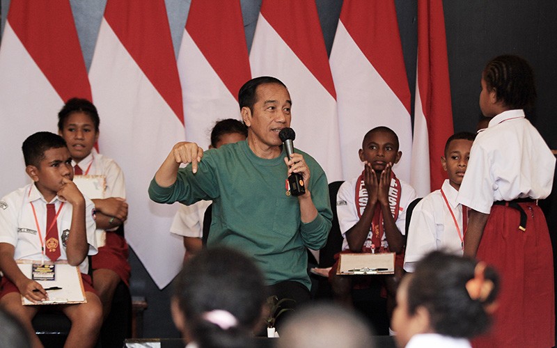 Ketika Presiden Jokowi Berikan Soal Matematika kepada Siswa SD Papua - Bagian 2