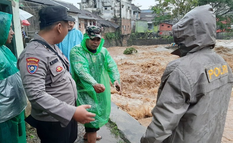 Banjir di Malang Selatan, 1 Orang Hanyut Terseret Luapan Sungai 