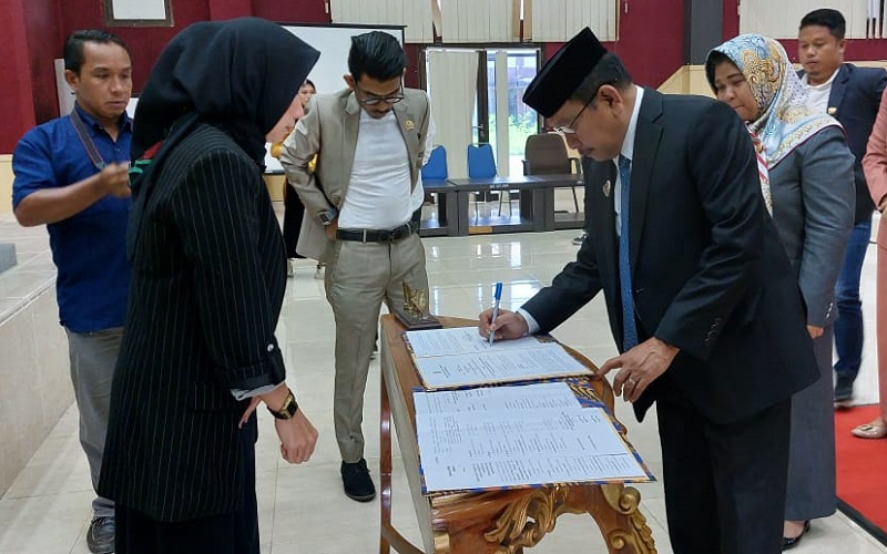 Bupati Pasangkayu Hadiri Rapat Paripurna Persetujuan Bersama Ranperda APBD 2022