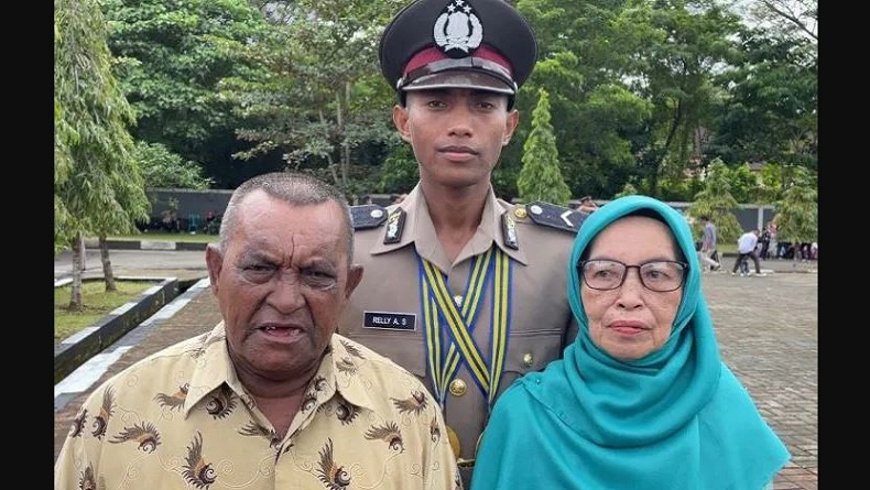 Dilantik Jadi Anggota Polri, Anak Buruh Ini Jadi Lulusan Terbaik Bintara Polda Maluku
