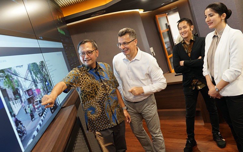 RITS Siapkan Control Center Mendukung Pembayaran Tol Nir Sentuh - Bagian 3