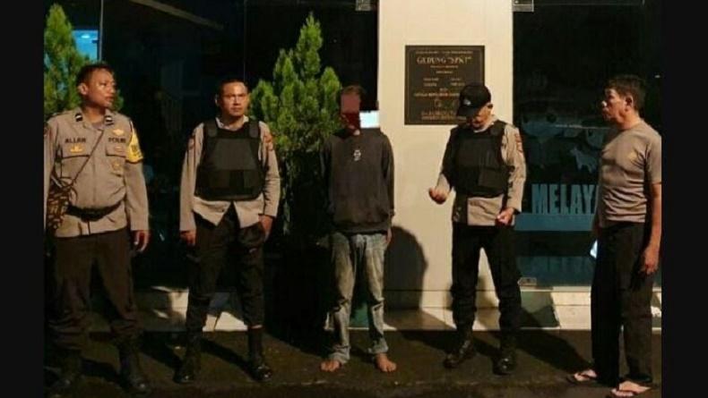 title Pencuri Anjing Ditangkap Warga saat Beraksi, Dipukuli sampai Babak Belur Pencuri Anjing Ditangkap Warga saat Beraksi, Dipukuli sampai Babak Belur